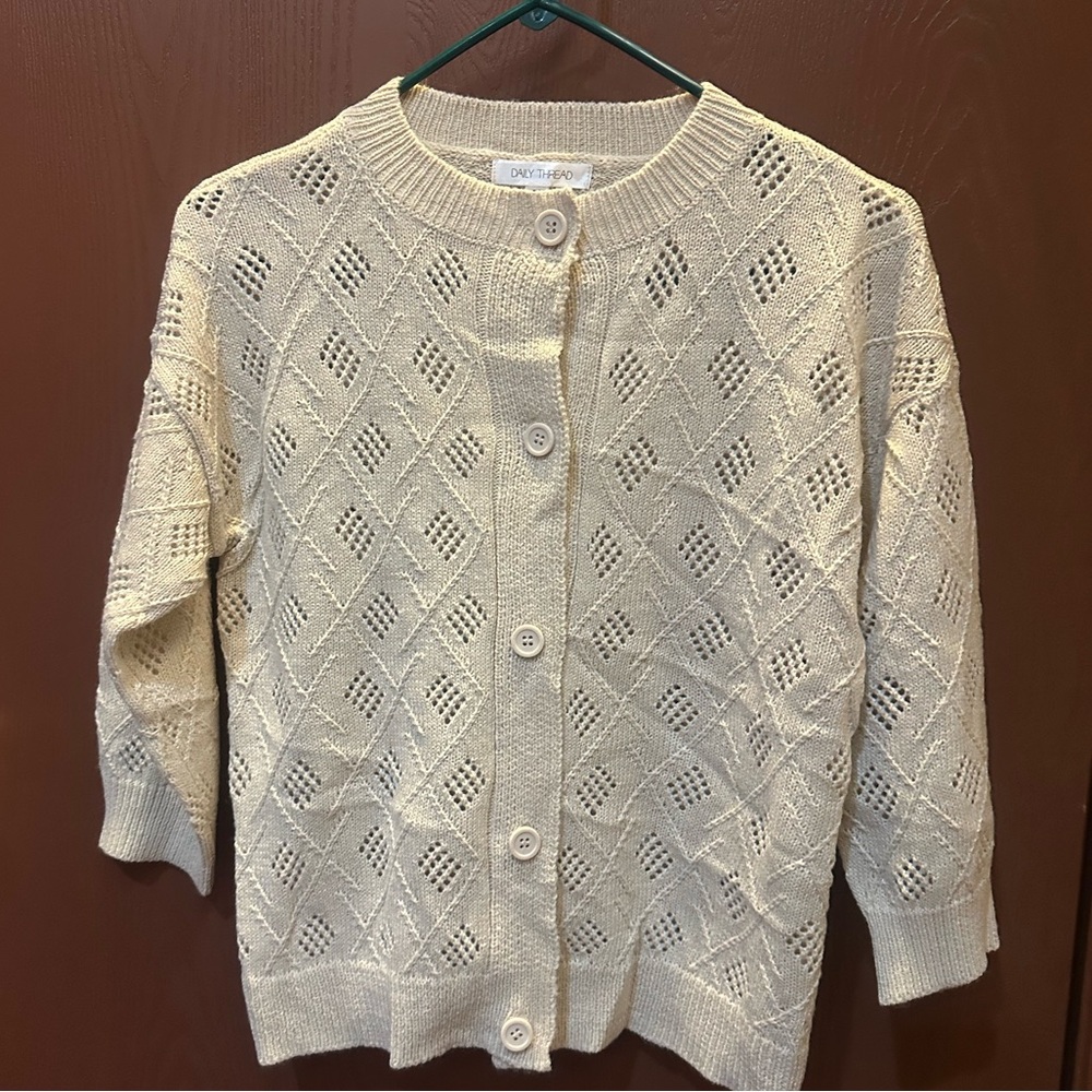 Elegant Cream Knit Cardigan